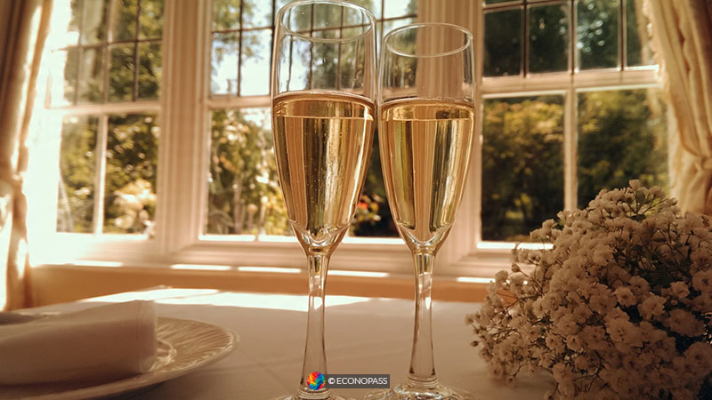 The Smarter Way to Handle Wedding Gifts